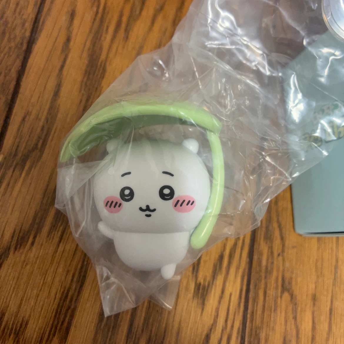 ちいかわ 傘フィギュア(韓国限定・ロッテシネマ限定MD)