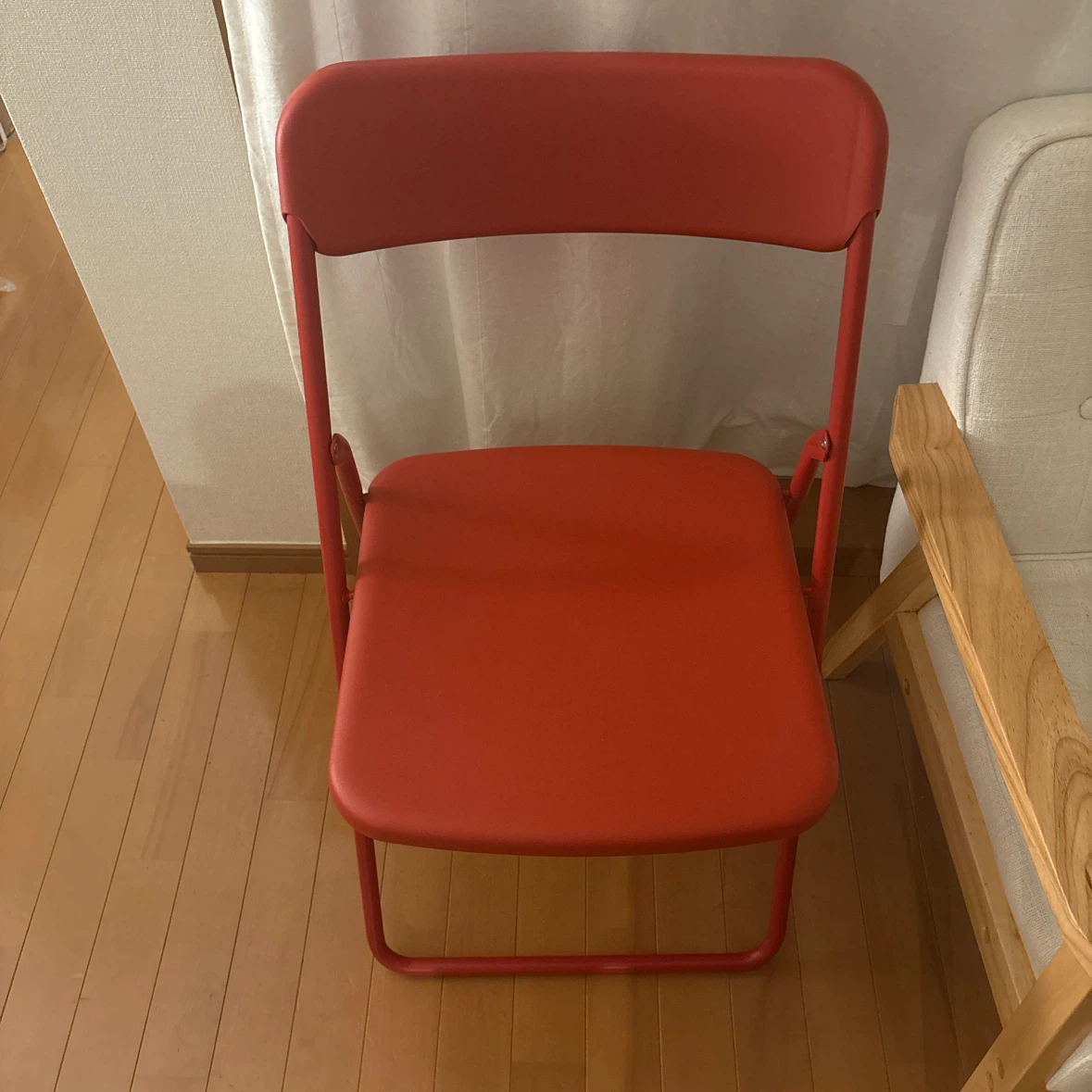 IKEA VIHALS イケア 折りたたみチェア レッドの写真3枚目
