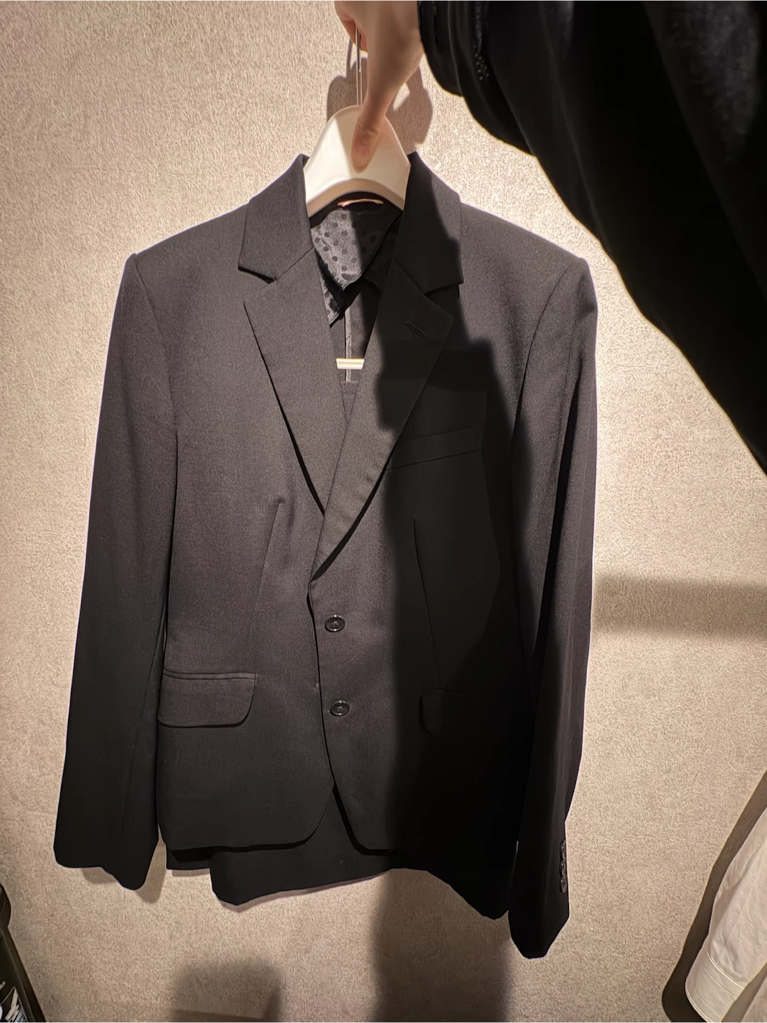 n-line Precious スーツ 黒