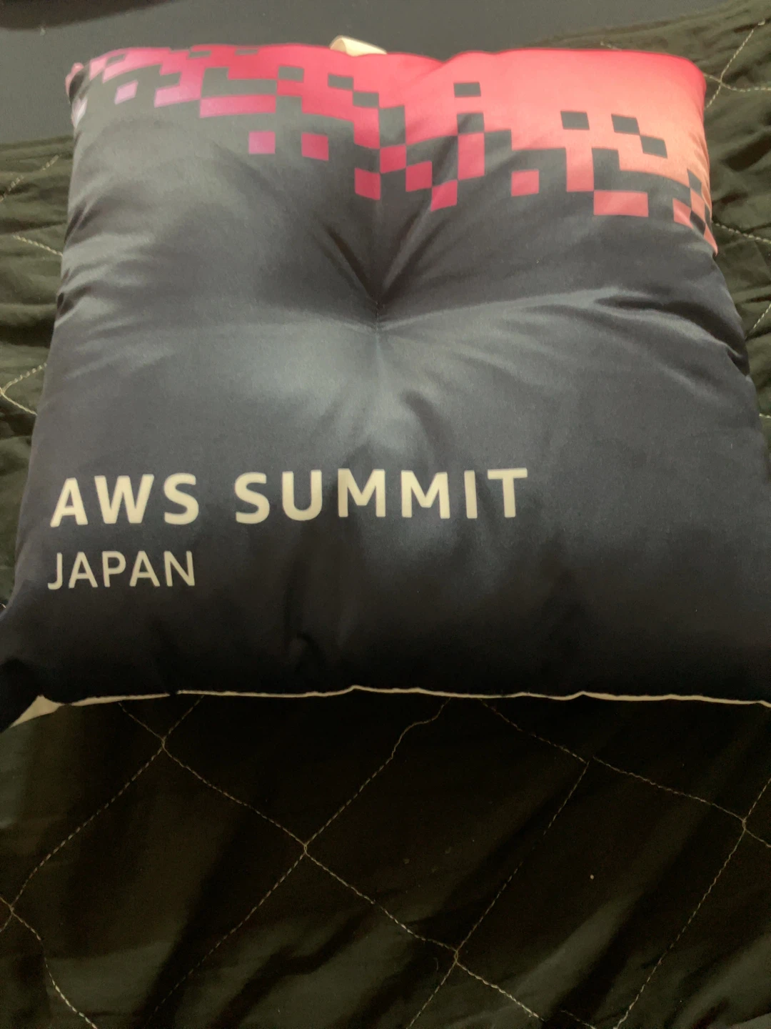 AWS SUMMIT JAPAN ノベルティ クッション