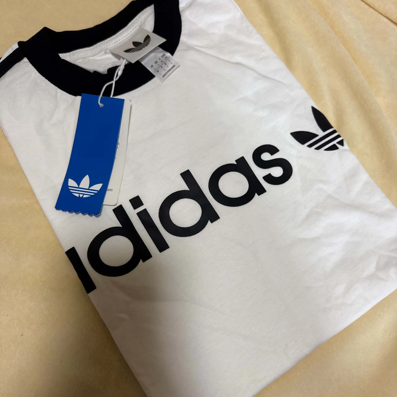 アディダス Tシャツ 白 メンズ Lの写真2枚目