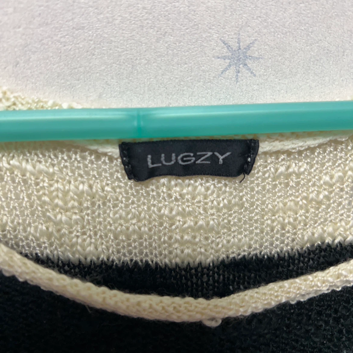 LUGZY(ラグジー)ボーダー柄ニット Mサイズの写真2枚目
