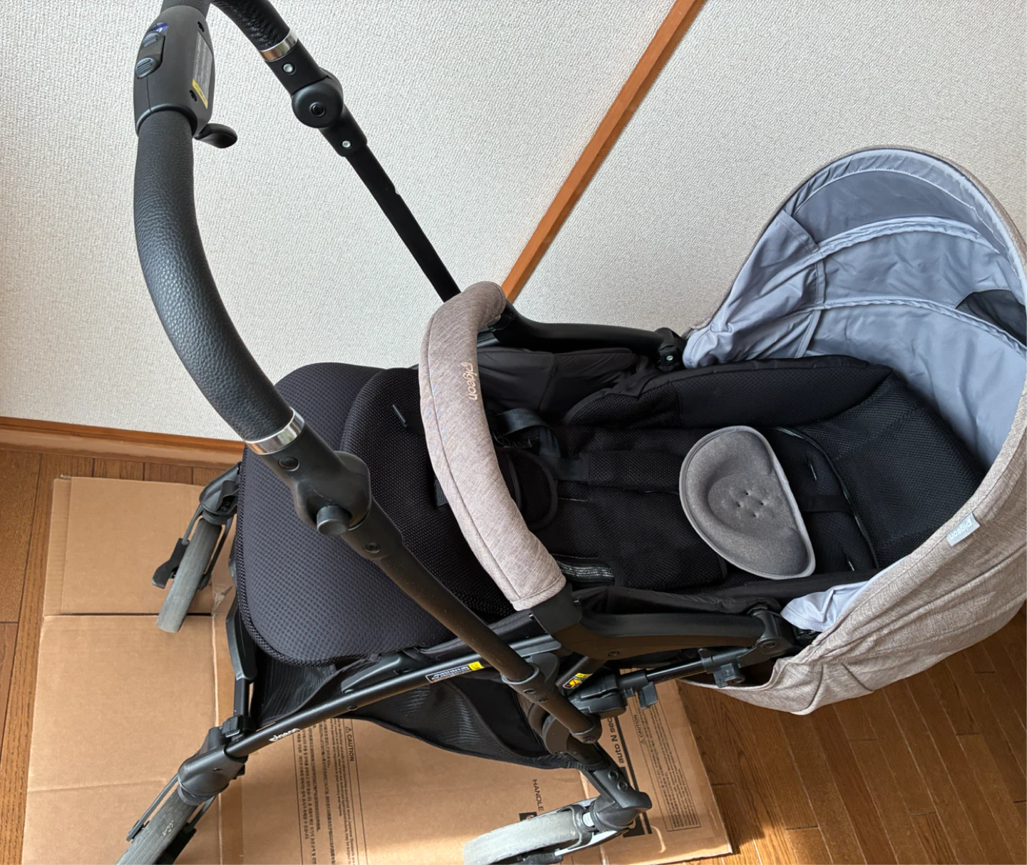 ピジョン ランフィリノン RB3L ベビーカーの写真2枚目