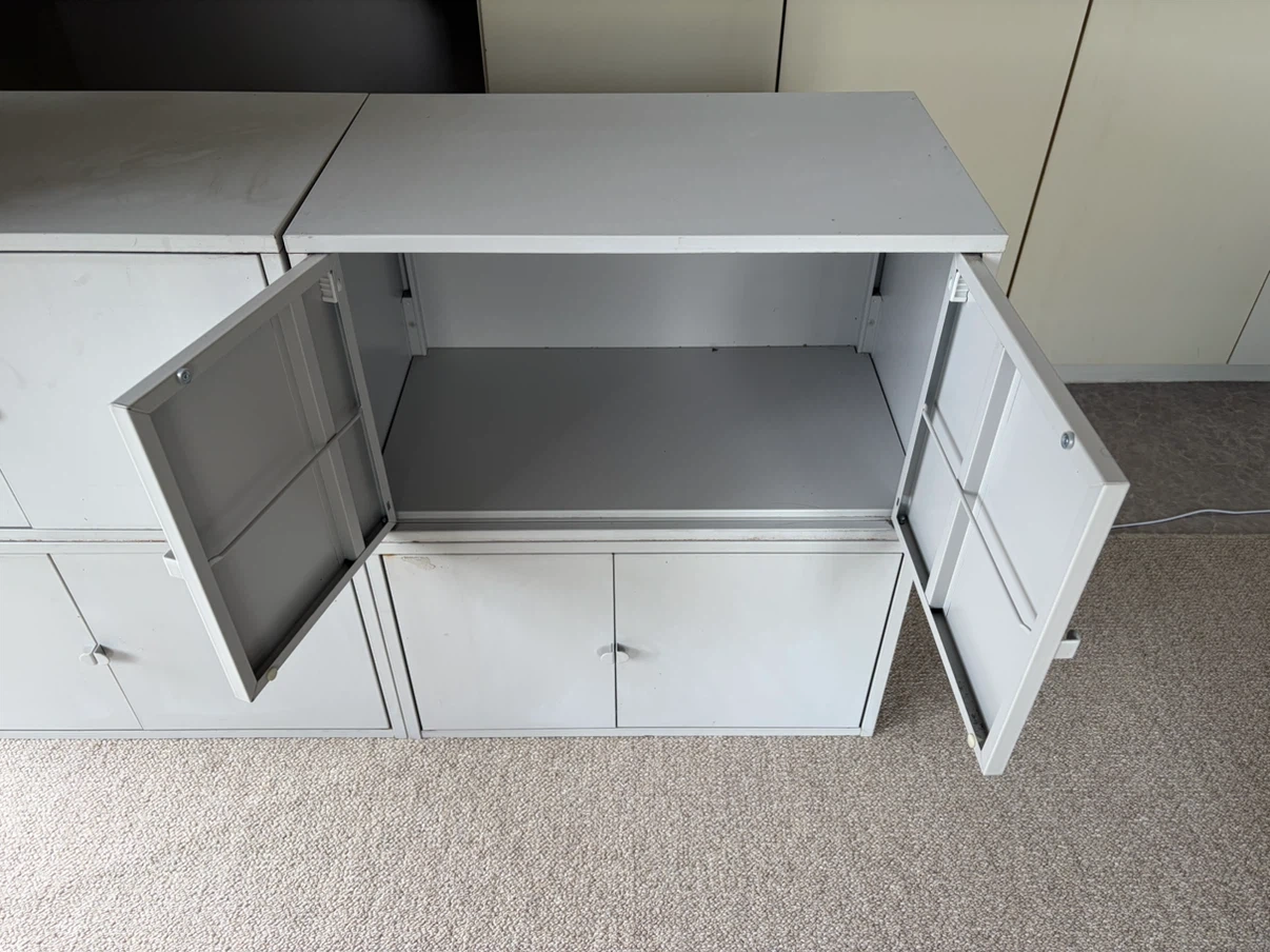 IKEA ホワイト 収納キャビネット 4個セットの写真5枚目