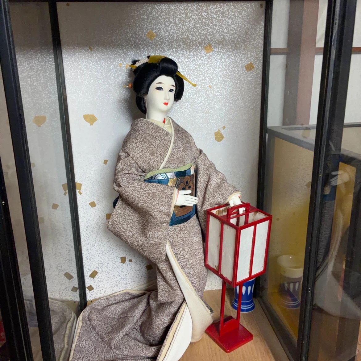 日本人形 ガラスケース入り 複数体セットの写真4枚目