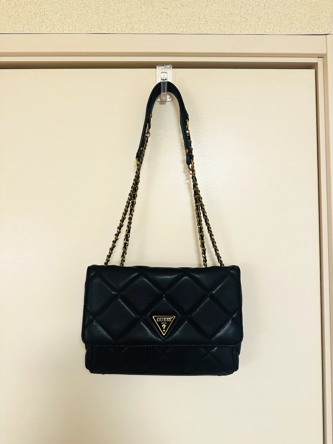 【Guess】ゲス ショルダーバッグ キルティング ブラック