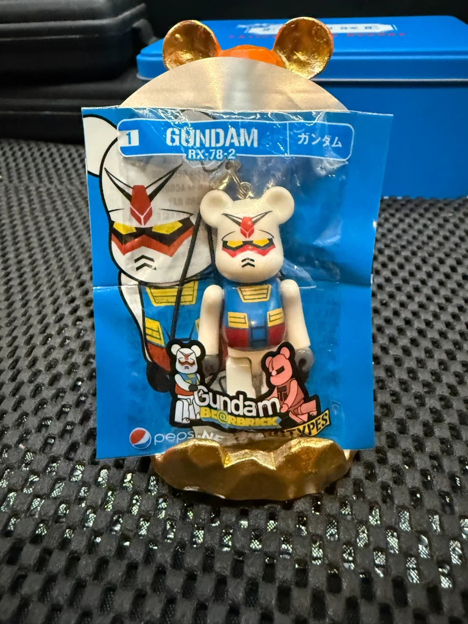 ベアブリック ガンダム RX-78-2 キーホルダーの写真2枚目