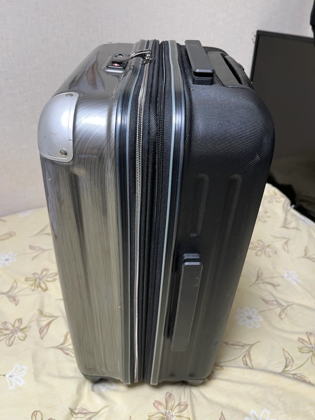 スーツケース キャリーバッグ TSAロック搭載の写真2枚目