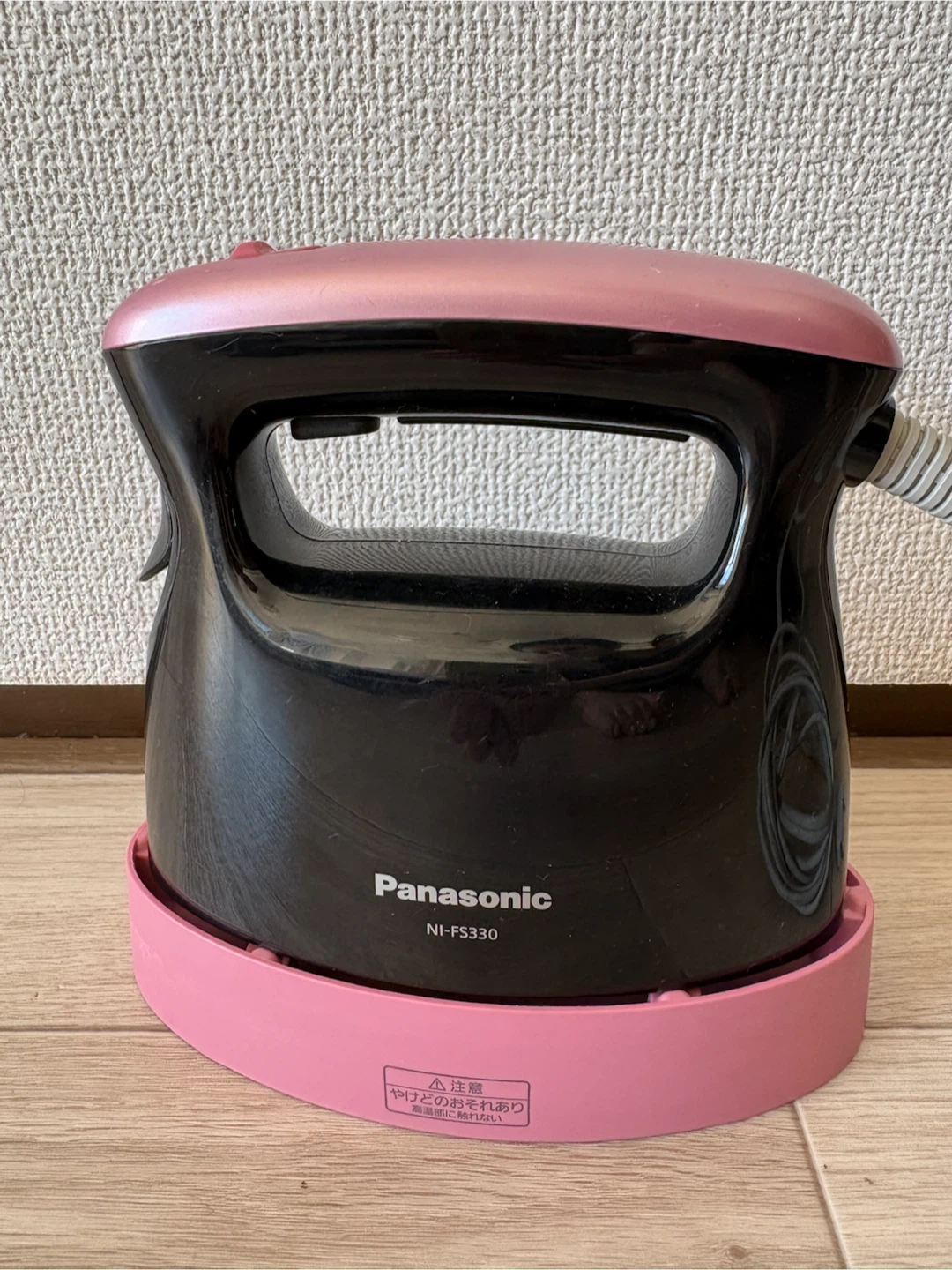 パナソニック 衣類スチーマー NI-FS330