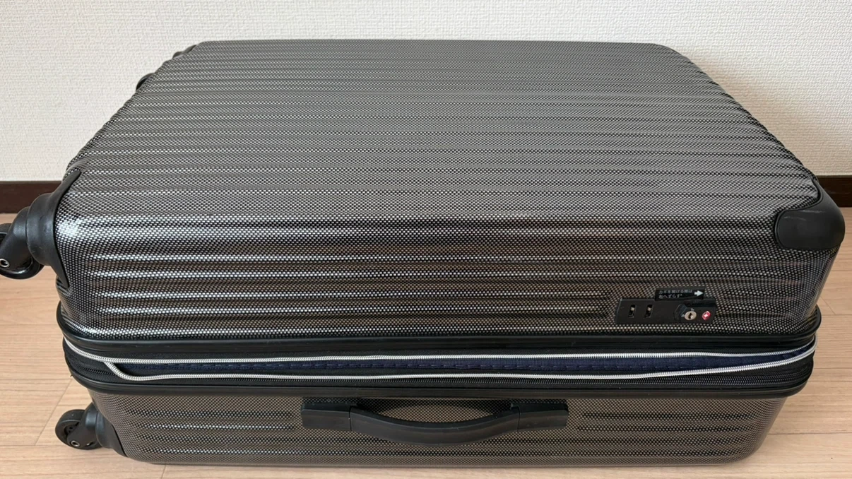 スーツケースLサイズ