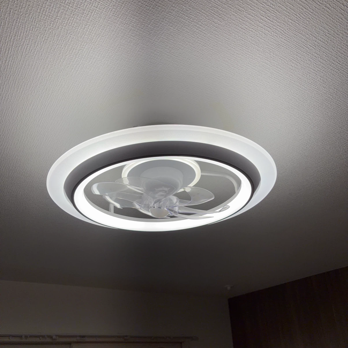 シーリングファンライト LED