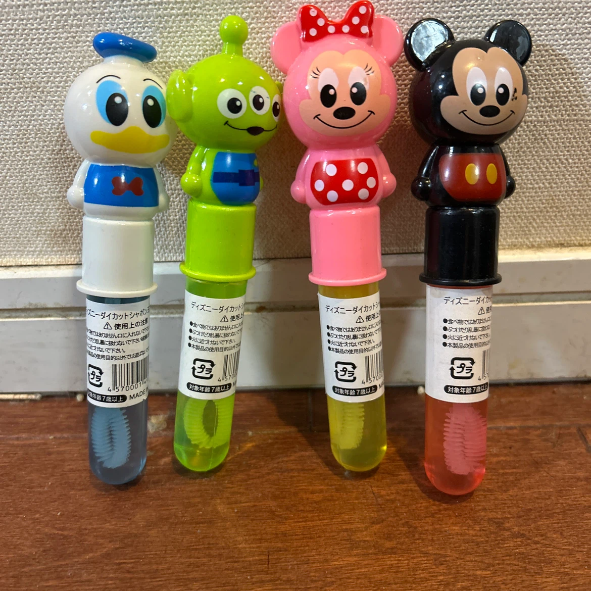 ディズニー シャボン玉スティック 4本セット