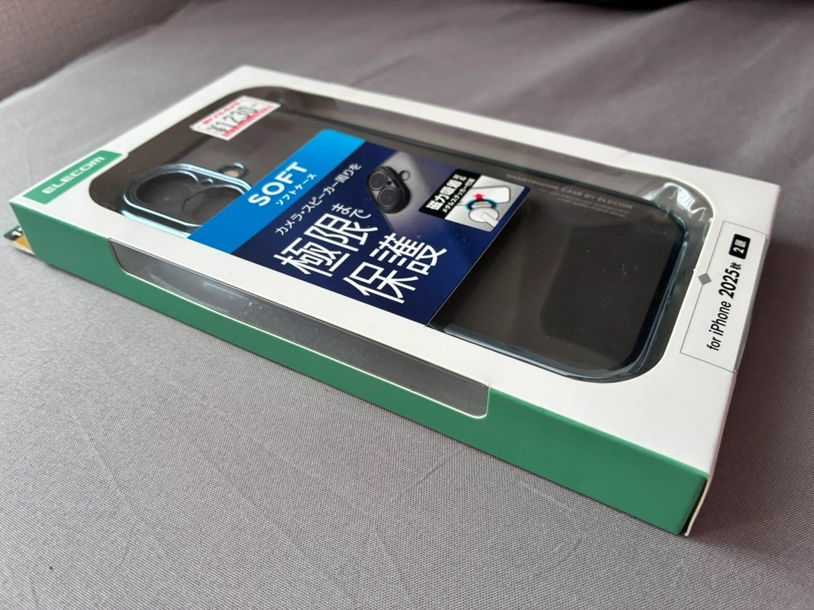 ELECOM iPhone 17 ケース メタリックブルーの写真4枚目