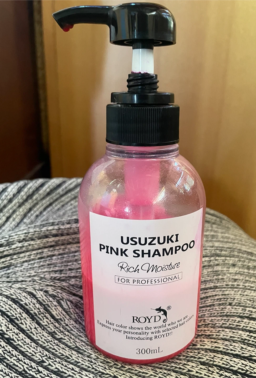 ロイド カラーシャンプー ピンク 300ml 半分量