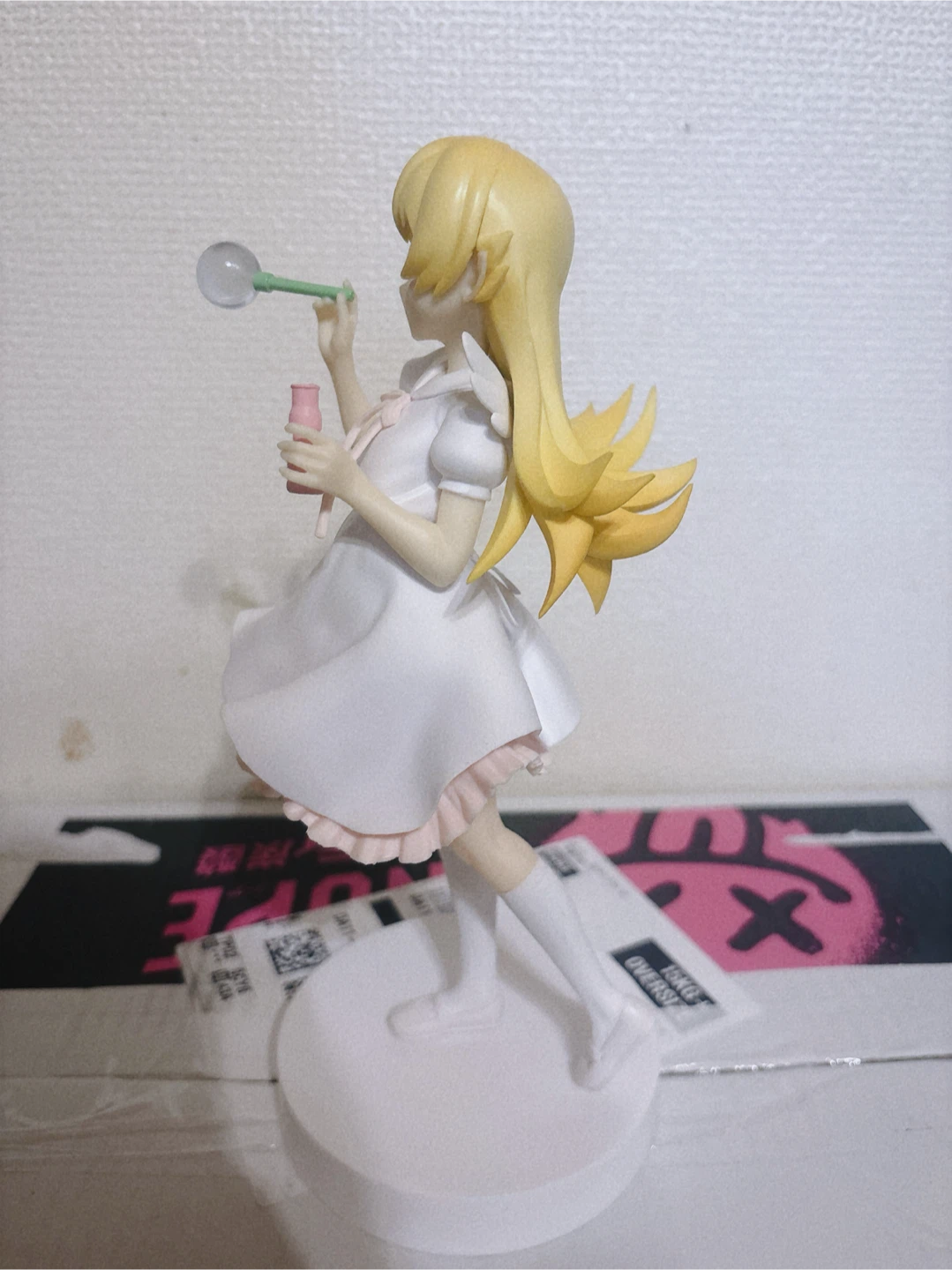 忍野忍 フィギュア シャボン玉の写真2枚目