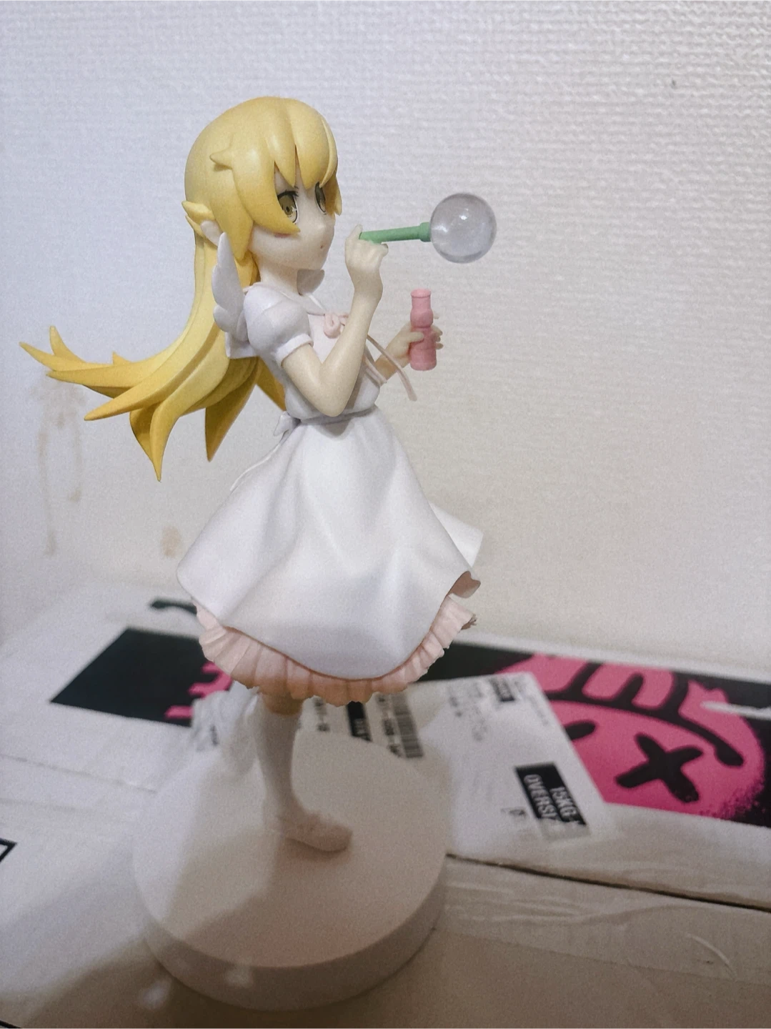 忍野忍 フィギュア シャボン玉の写真4枚目