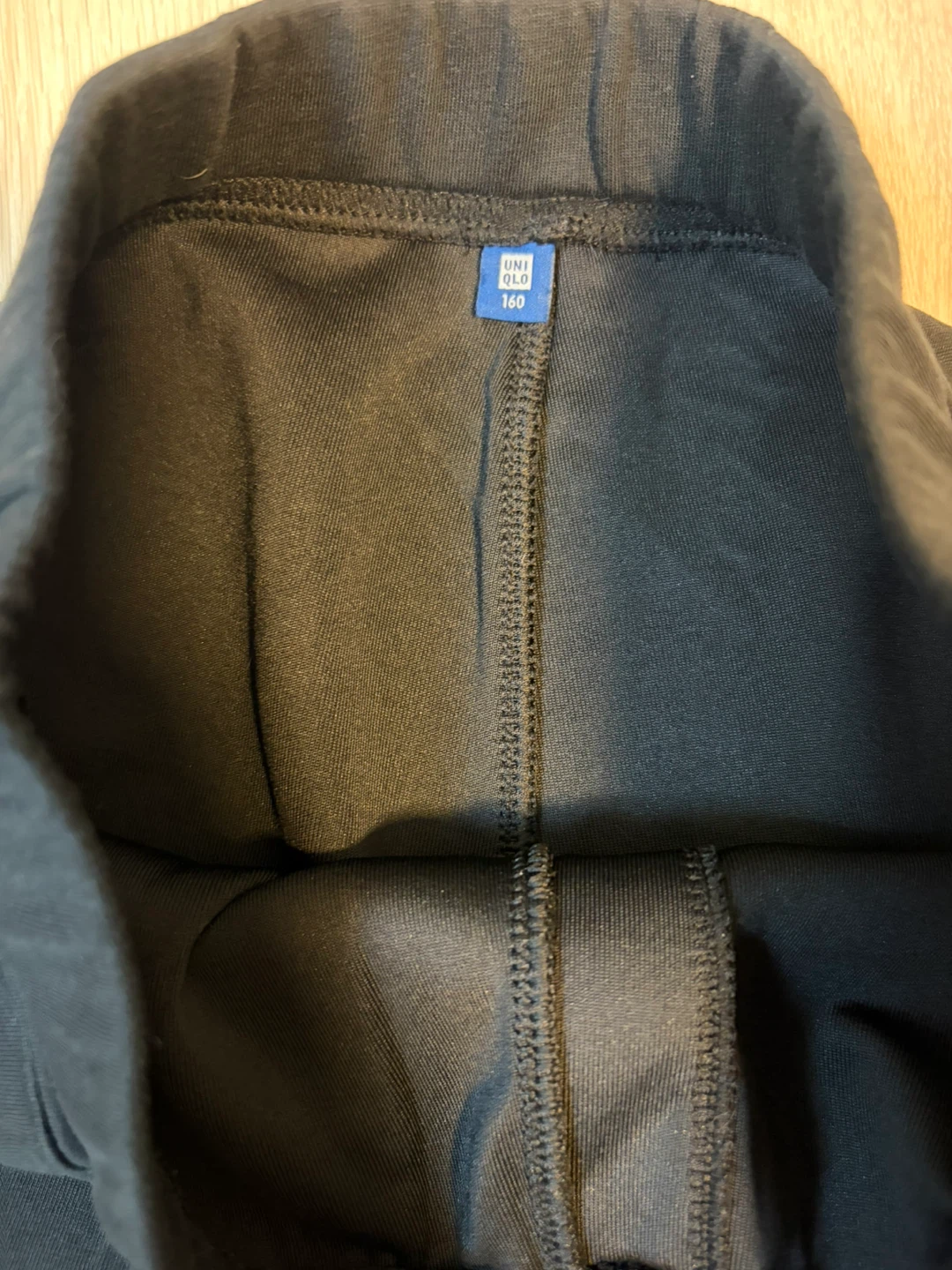 UNIQLO キッズ カーゴパンツ ブラック 160cmの写真3枚目