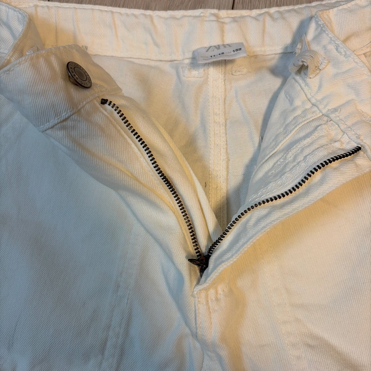 ZARA キッズ カーゴパンツ ホワイト 152cmの写真6枚目
