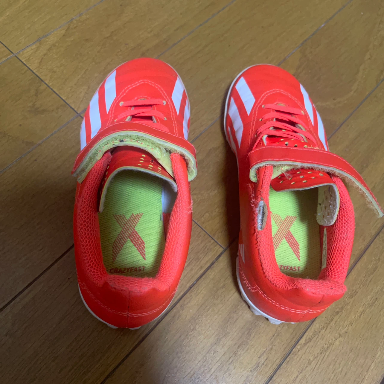 アディダス X クレイジーファスト ジュニア用サッカーシューズの写真2枚目