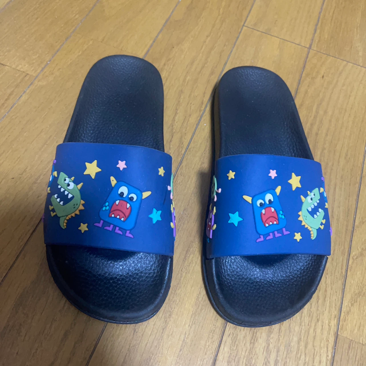 モンスター柄 キッズサンダル 22cm