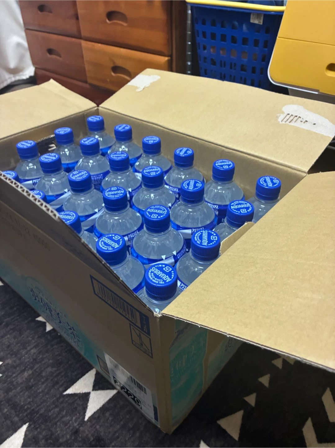 アクエリアス 500ml 24本入りの写真2枚目