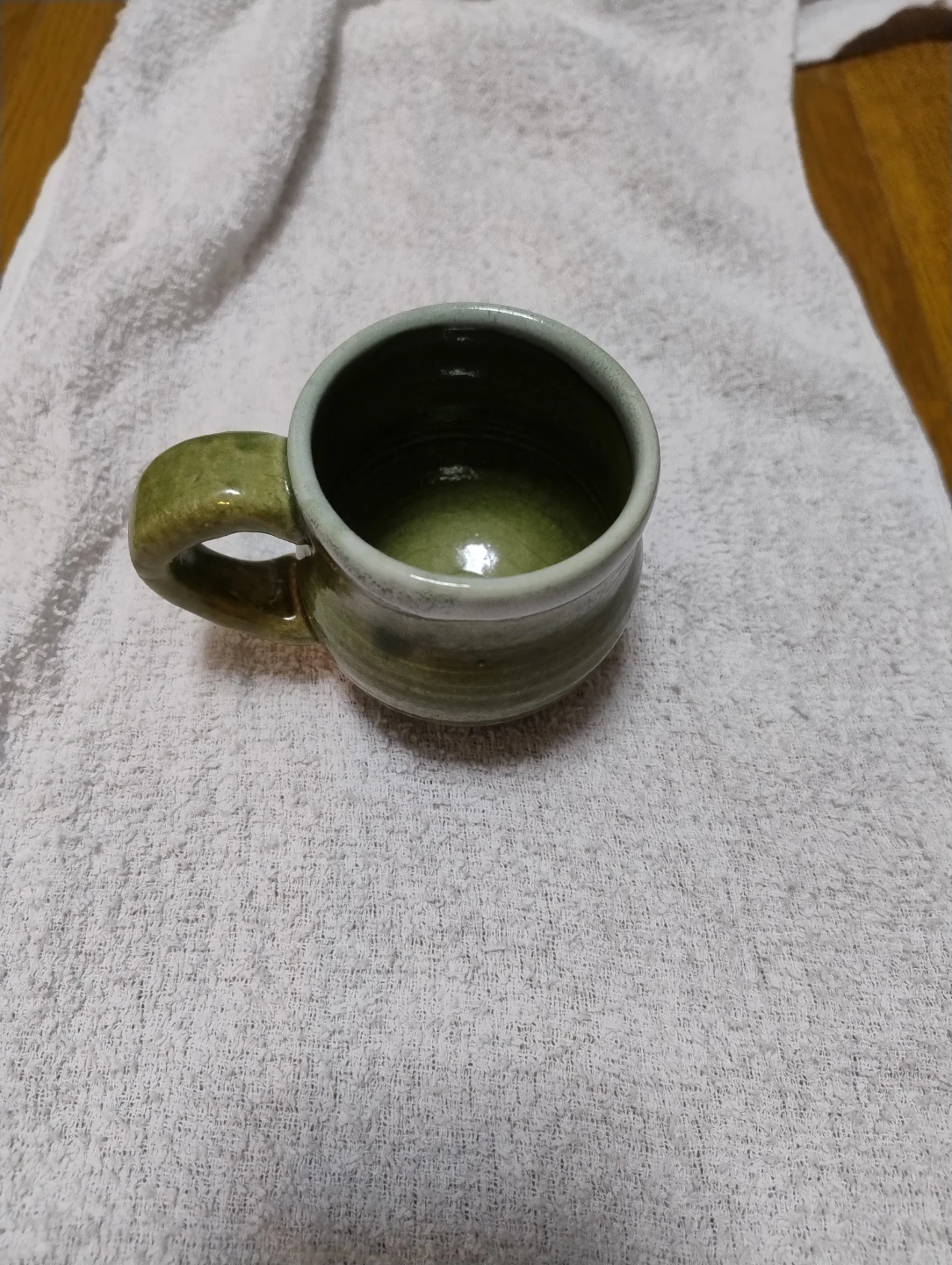 陶器 マグカップ 緑 抹茶色の写真4枚目