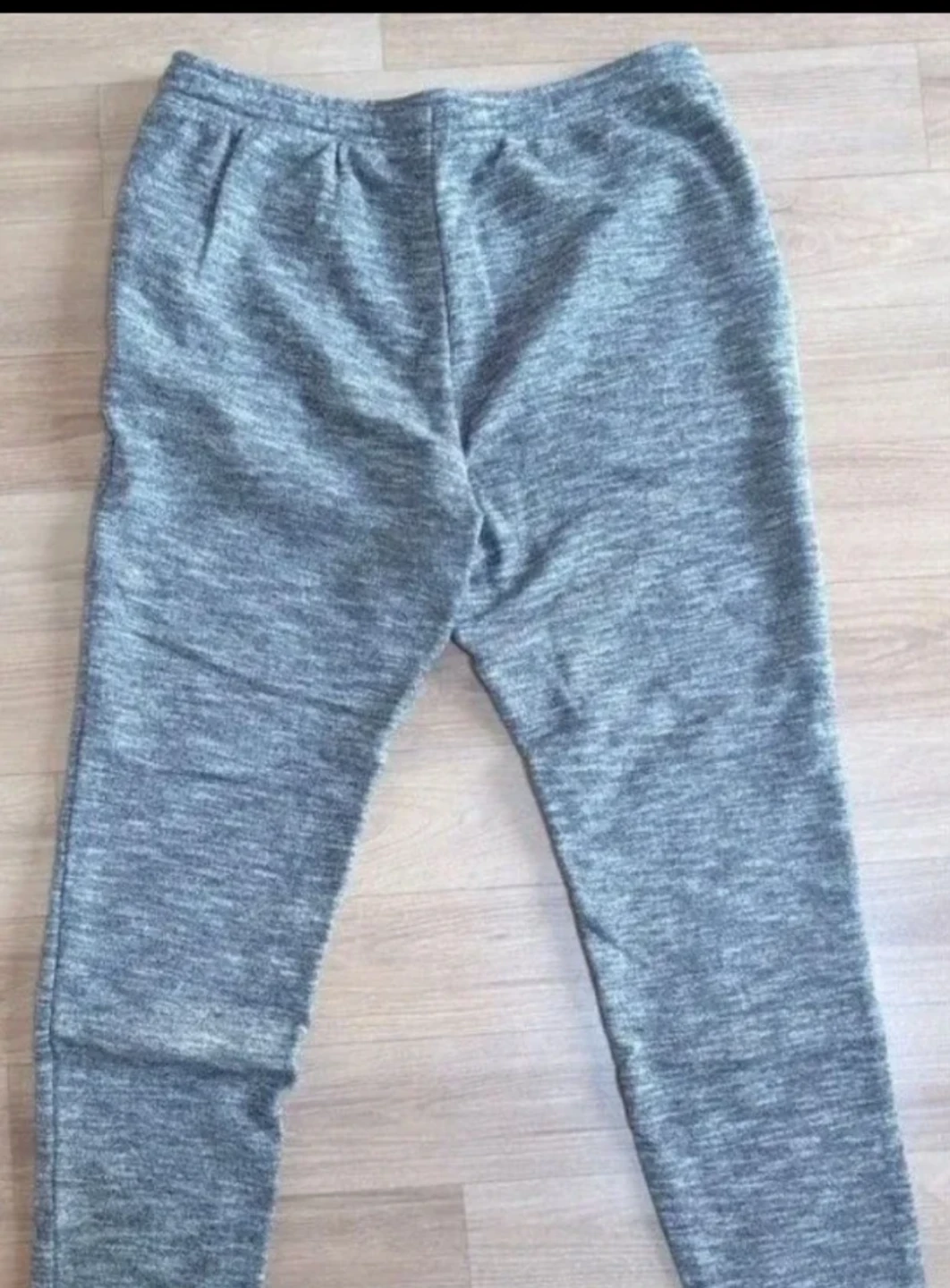 GU Sサイズ スウェットパンツ グレーの写真2枚目