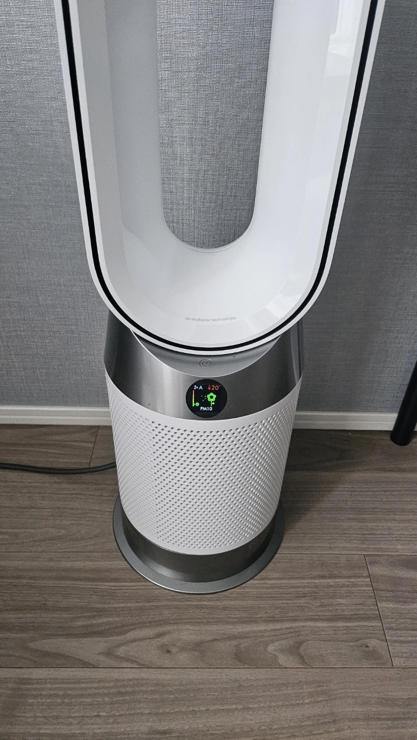 ダイソン 空気清浄ファンヒーター HP04の写真7枚目