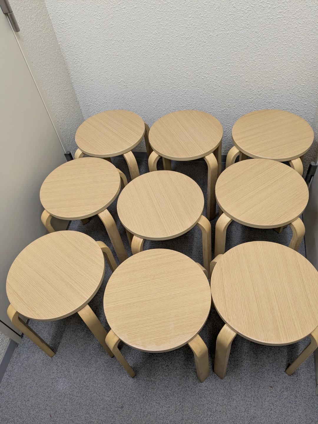 木製スツール 9脚セット 丸椅子