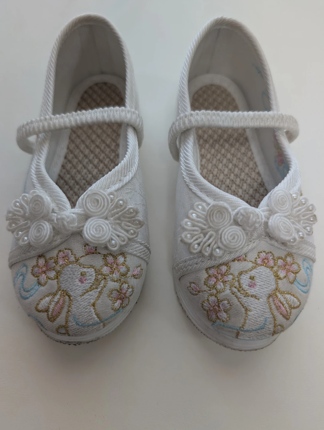 七五三やドレスにも　花柄刺繍 チャイナ風 キッズシューズ 白