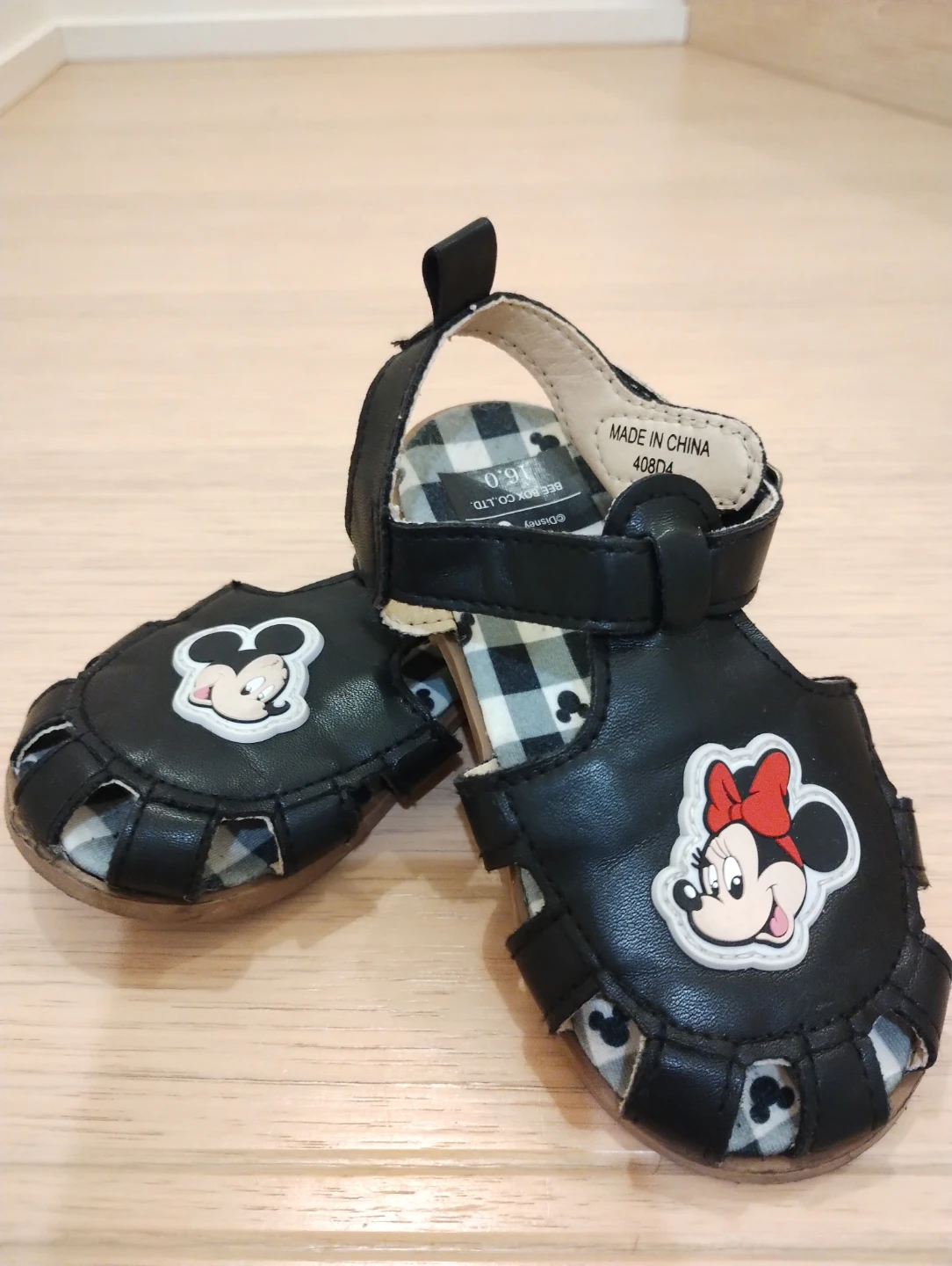 バースデイ購入★ミッキー・ミニー サンダル 16cm