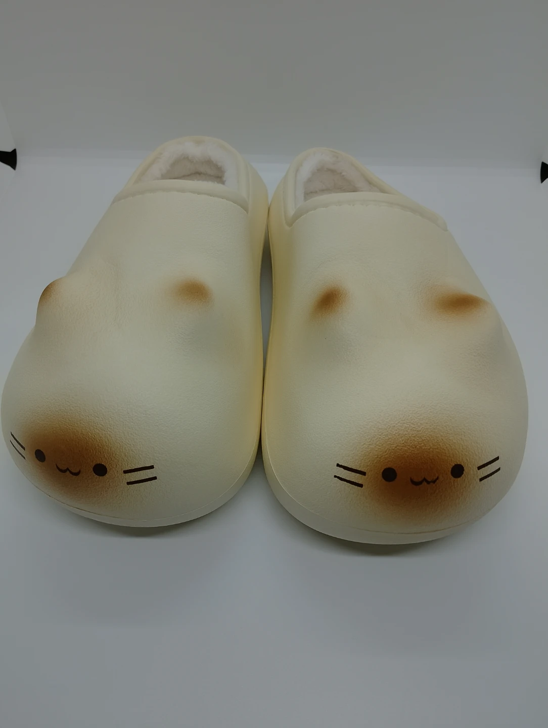 もちもち肉球スリッパの写真3枚目