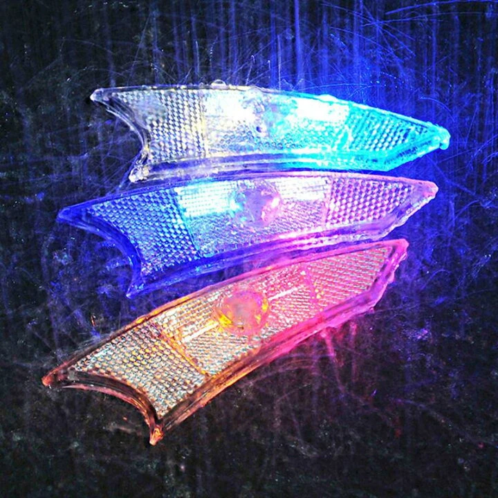 【新品】自転車用ホイールリフレクター LED内蔵 2個セット　ブルーの写真4枚目