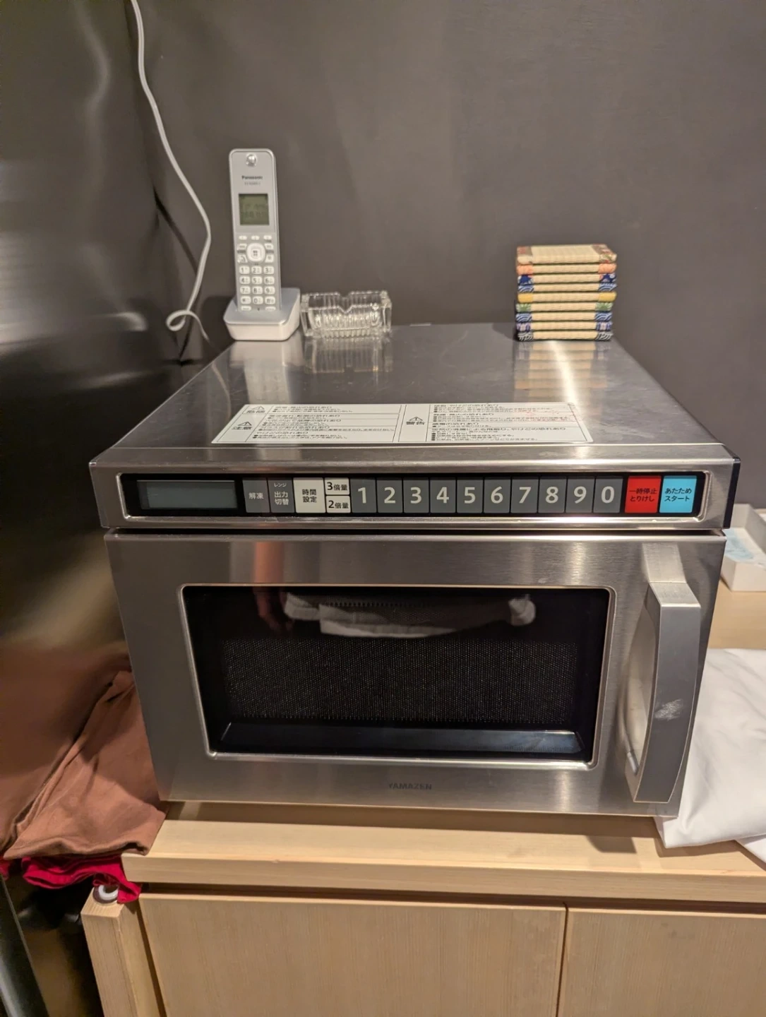 【調理未使用・2024年製】山善 YAMAZEN 業務用電子レンジ GRB-F1802 単相200V 19