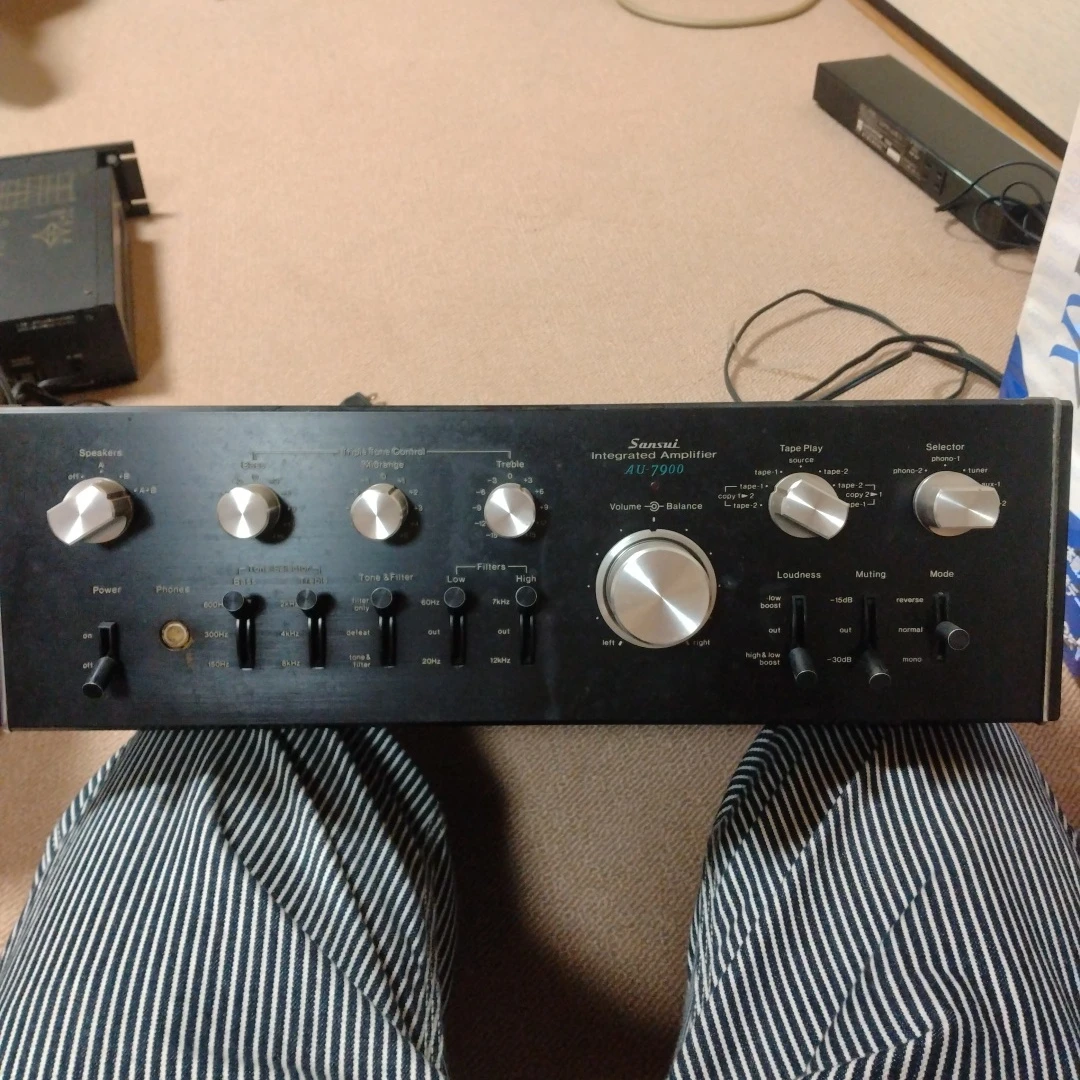 SANSUI　アンプ