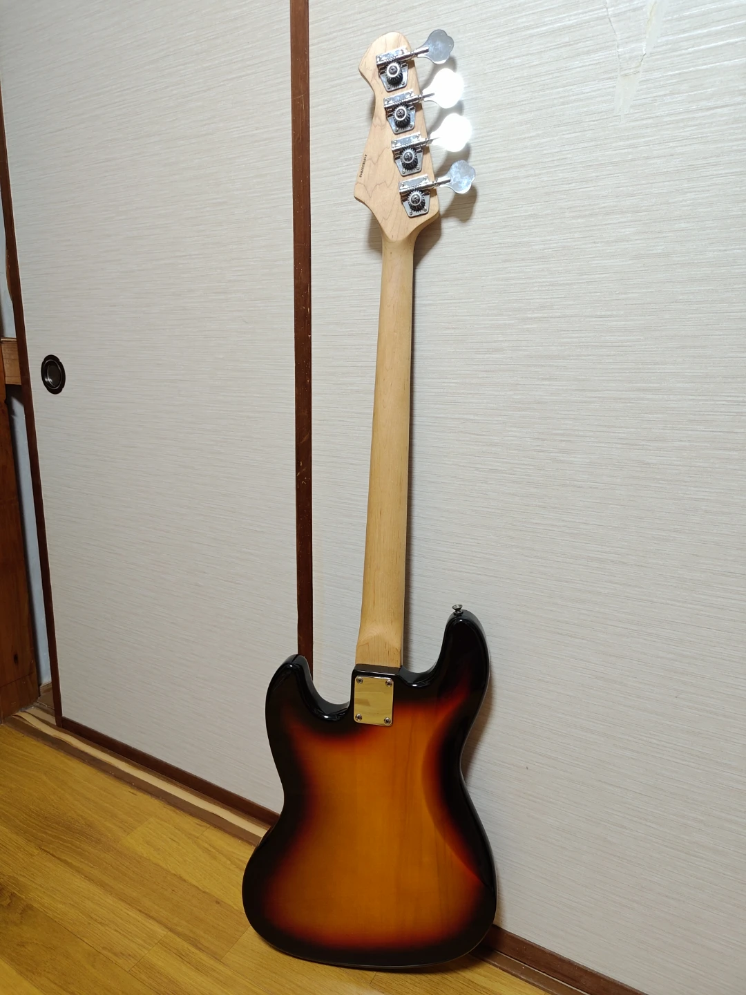Legend Jazz Bassの写真4枚目