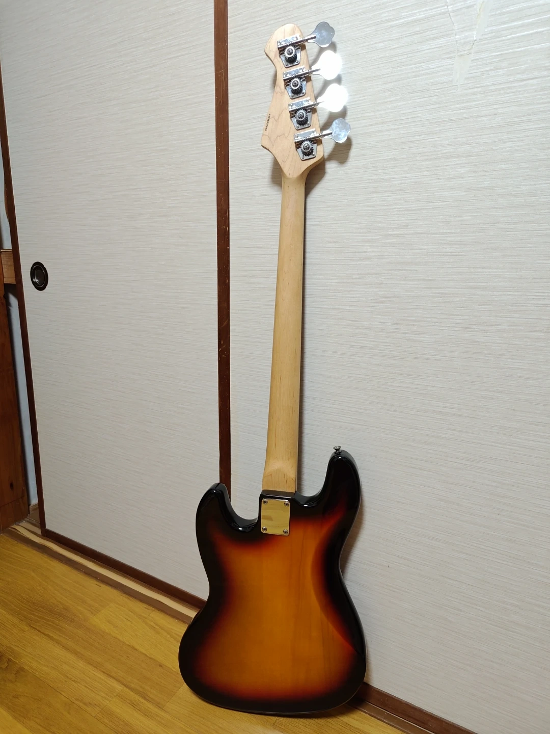 Legend Jazz Bassの写真4枚目