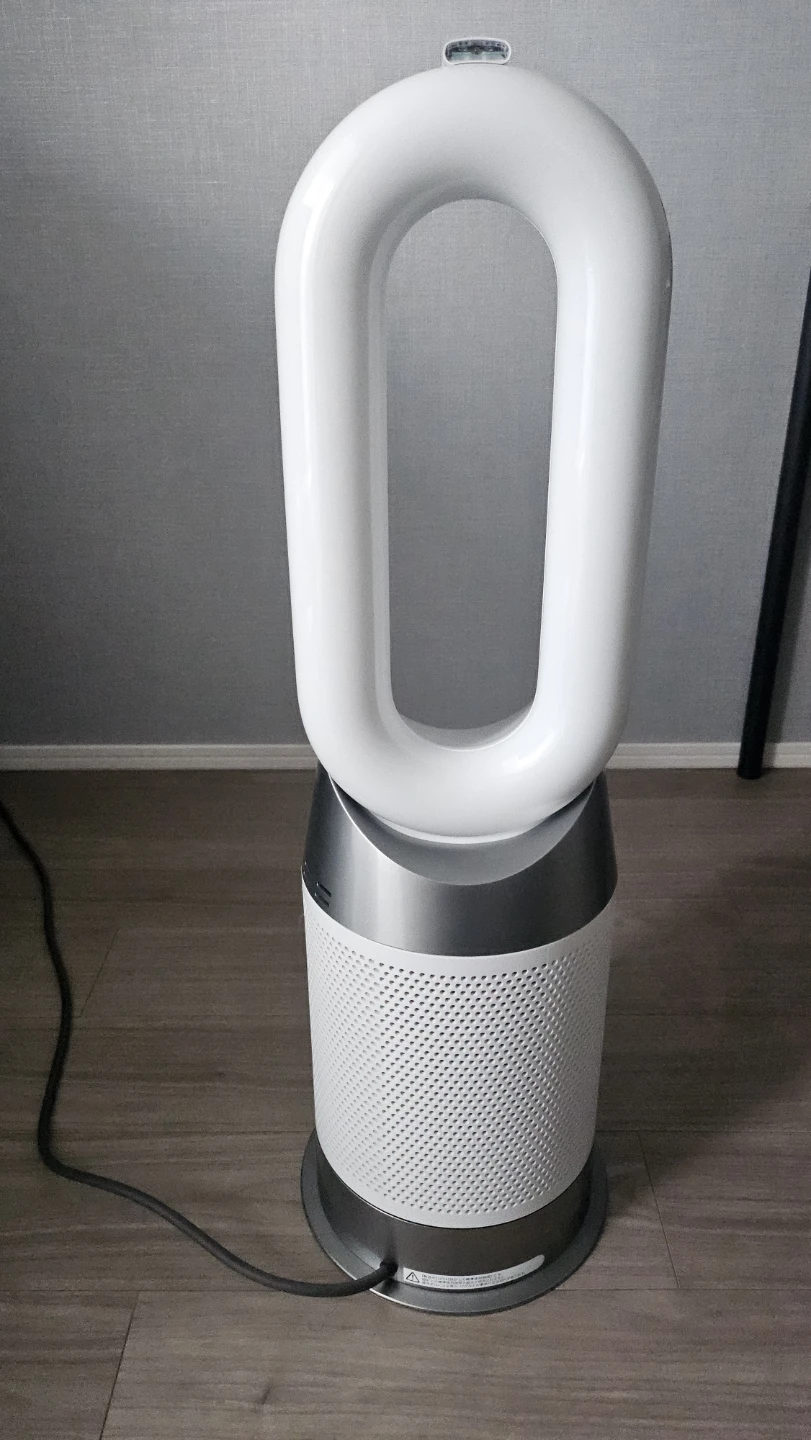 ダイソン 空気清浄ファンヒーター HP04の写真3枚目
