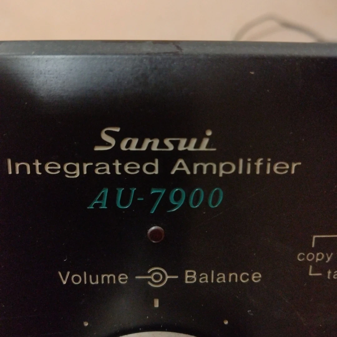 SANSUI アンプの写真2枚目