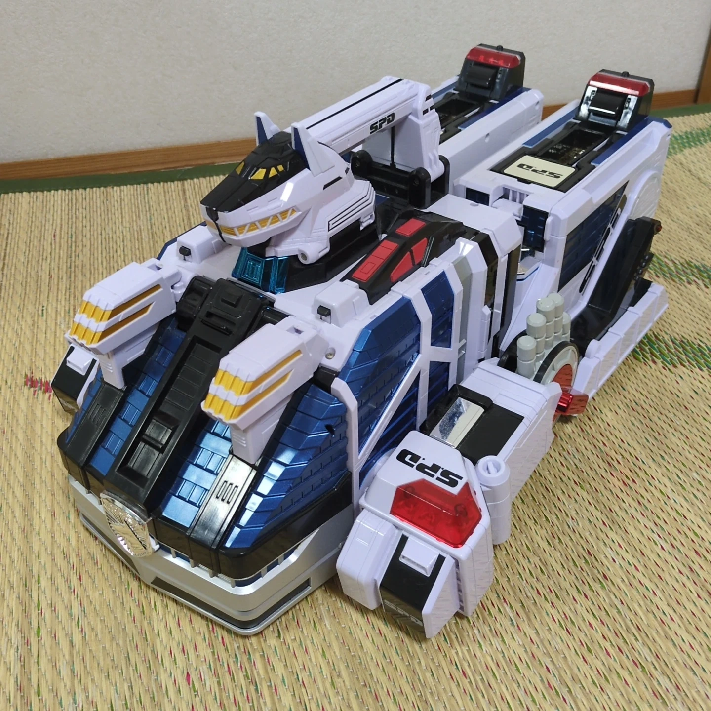 特捜戦隊デカレンジャー デカレンジャーロボの写真4枚目