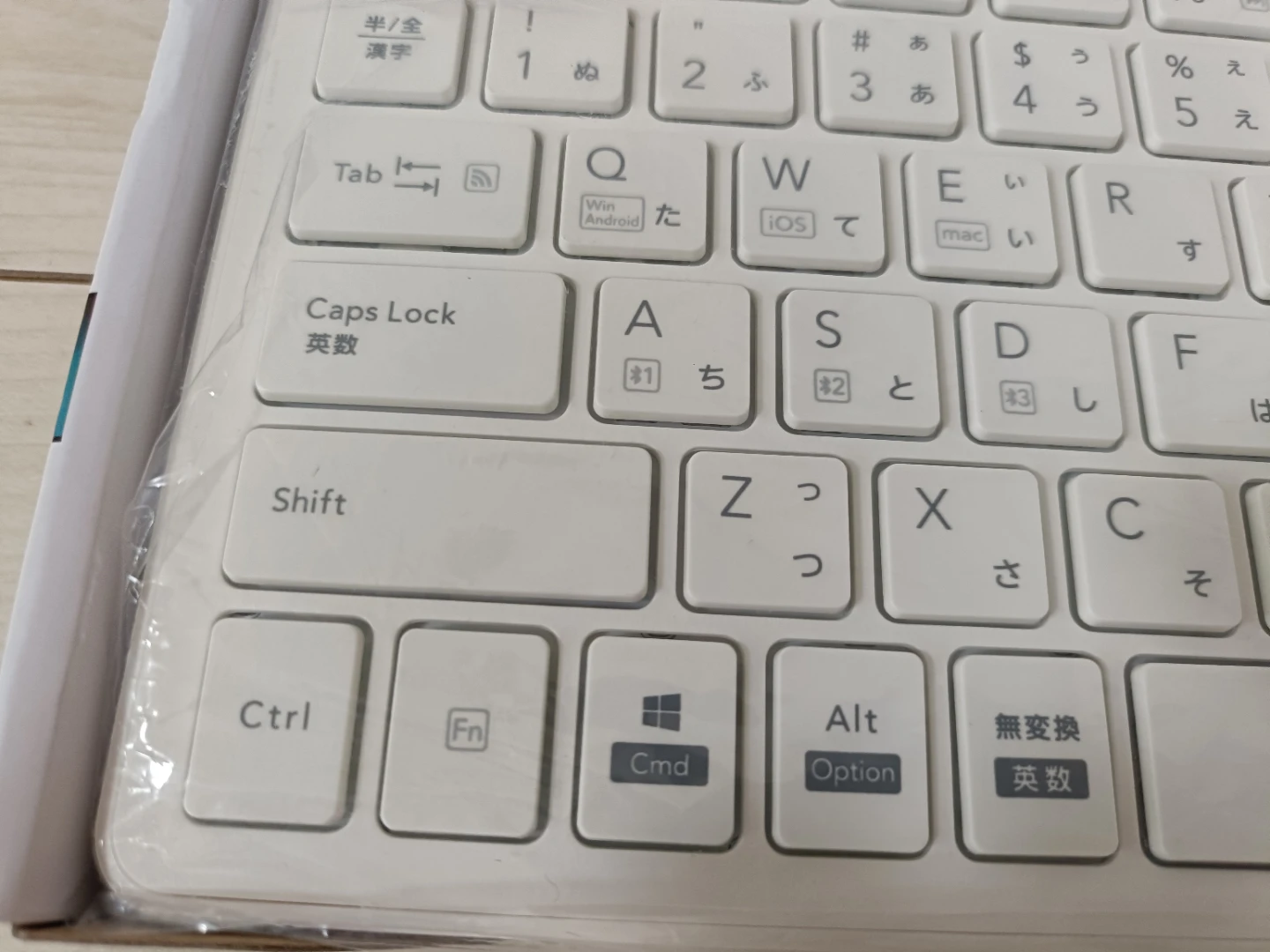 【未使用】【ELECOM】超薄型コンパクトキーボード Bluetoothの写真6枚目