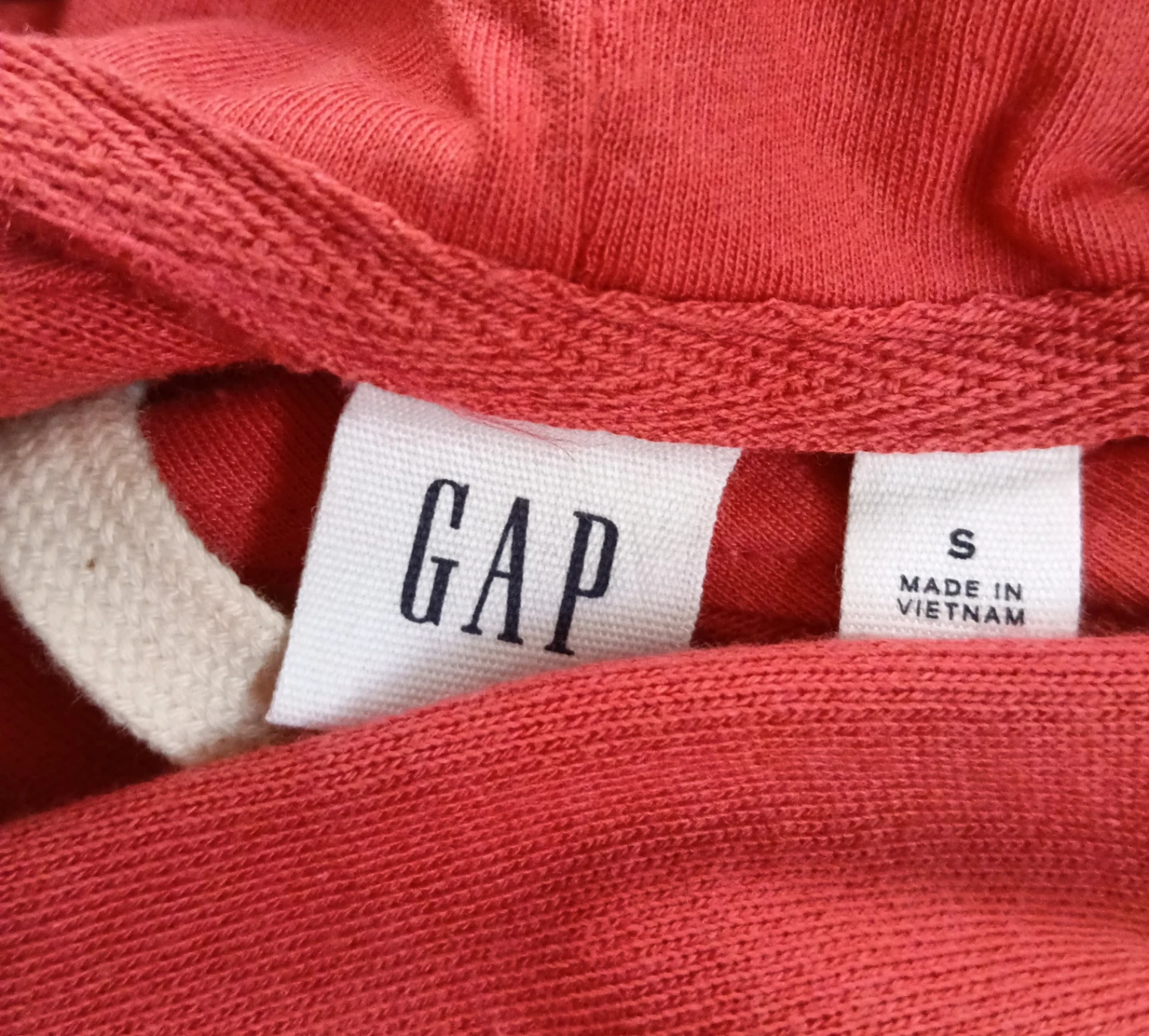 美品　GAPパーカー　レディースの写真2枚目