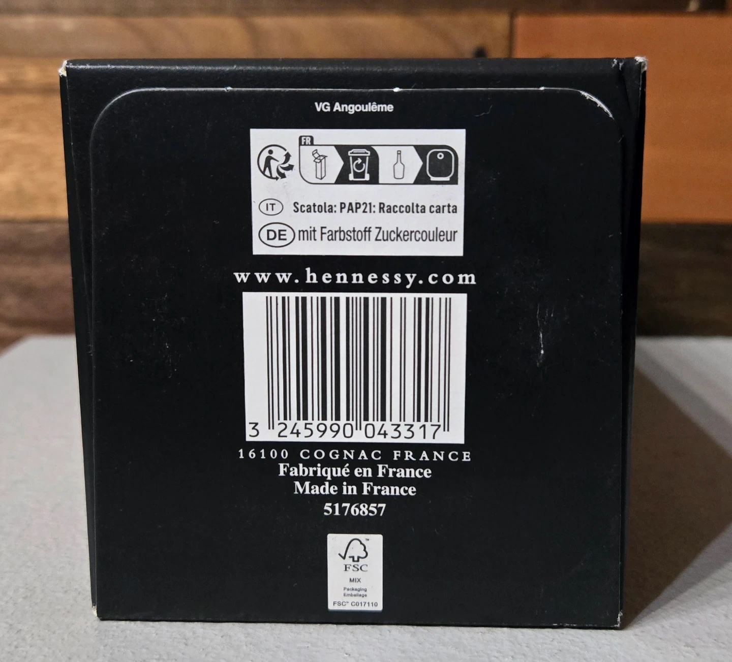 Hennessy ベリースペシャル 700ml 45度の写真5枚目