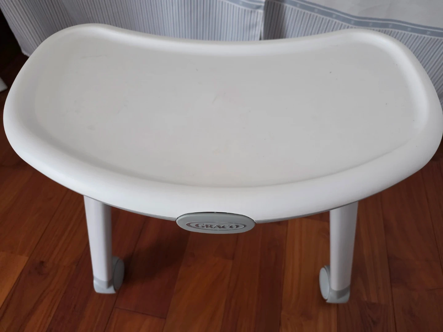 GRACO Floor2Table 7-in-1 ベビーチェアの写真2枚目