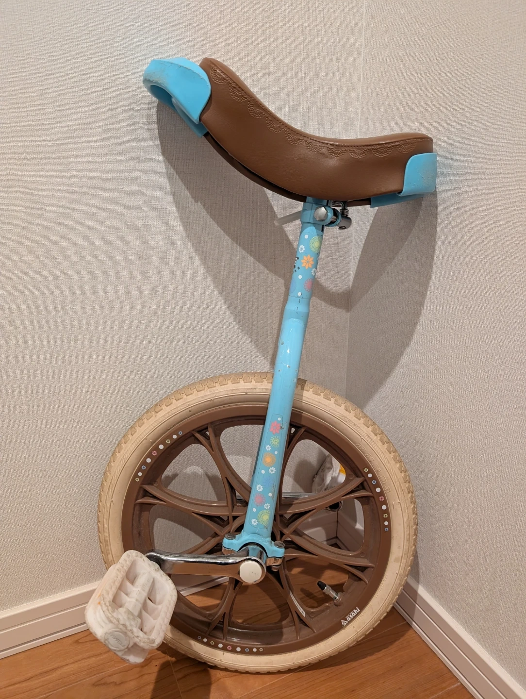 アサヒ 一輪車 16インチ ブルー