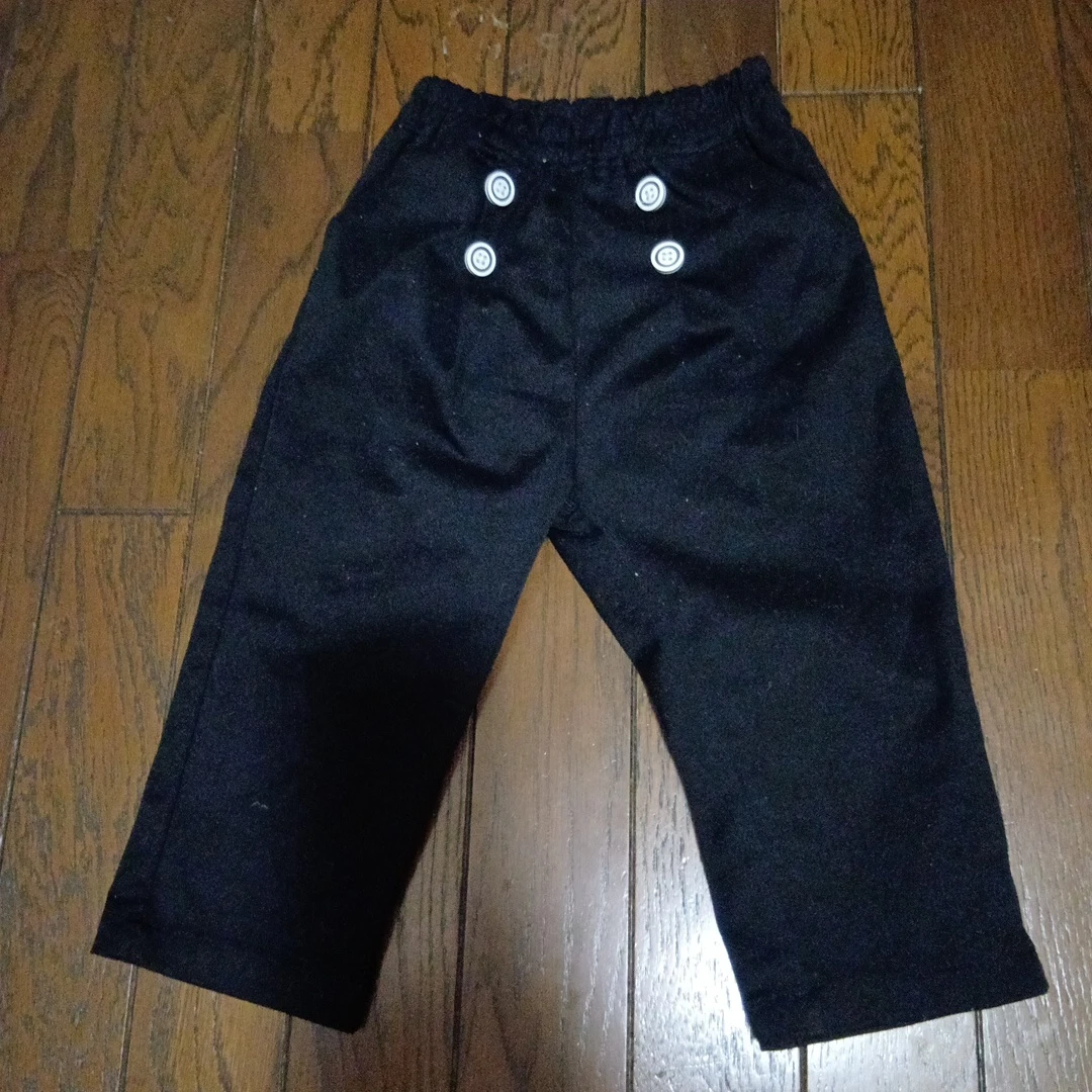 90 ズボン　黒　アカチャンホンポ　くま