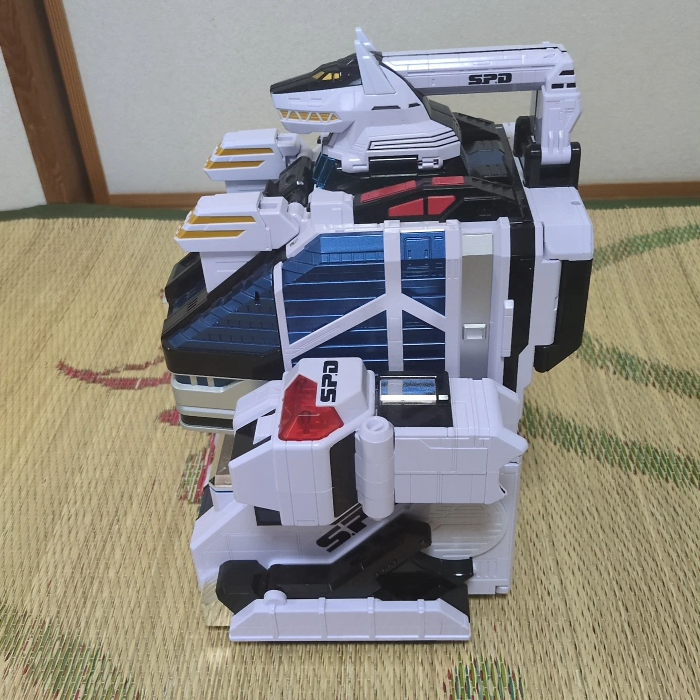 特捜戦隊デカレンジャー デカレンジャーロボの写真2枚目