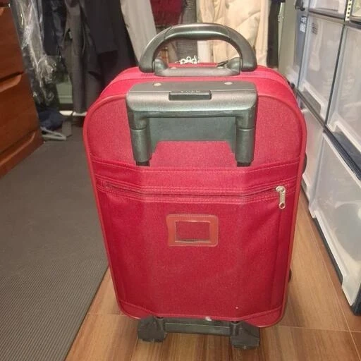 【譲渡者決定】【中古】機内持ち込み用キャリーケースの写真3枚目