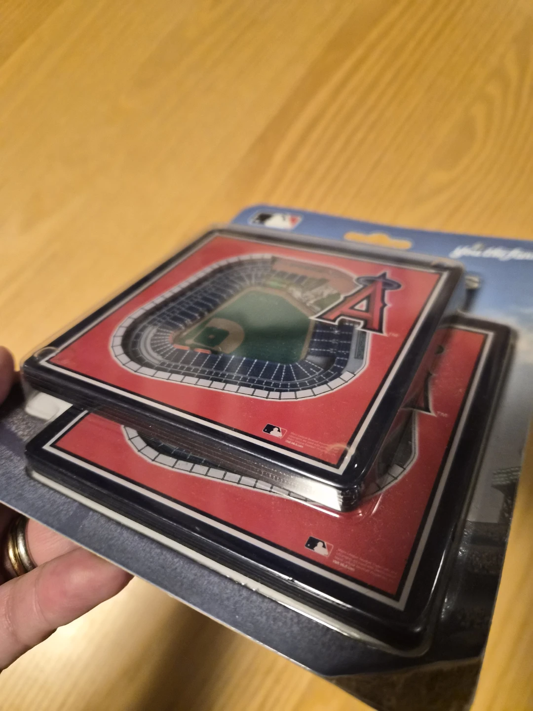 新品未使用 公式ロサンゼルス・エンゼルス 3Dコースター 2枚セットの写真3枚目
