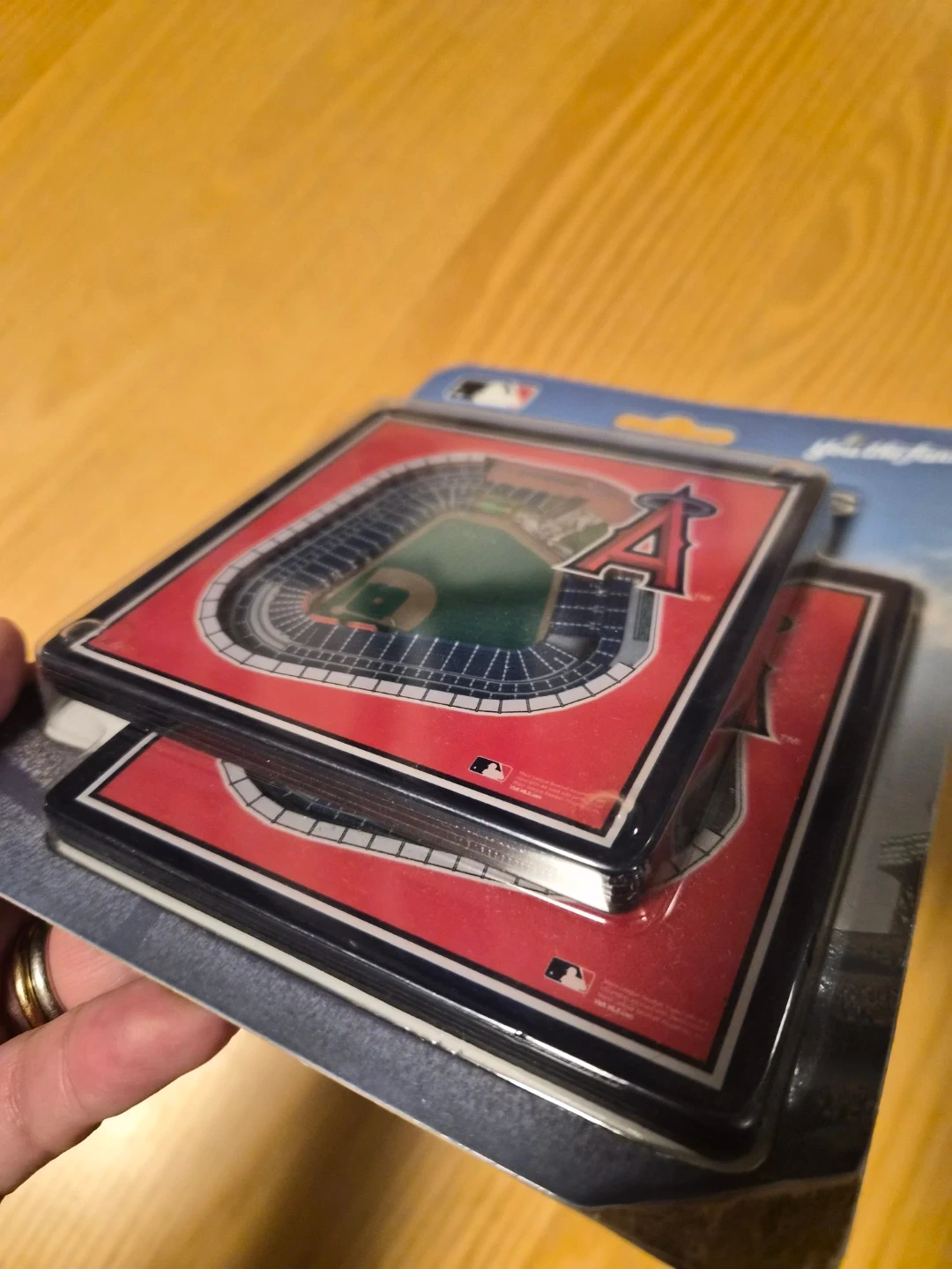 新品未使用 公式ロサンゼルス・エンゼルス 3Dコースター 2枚セットの写真3枚目